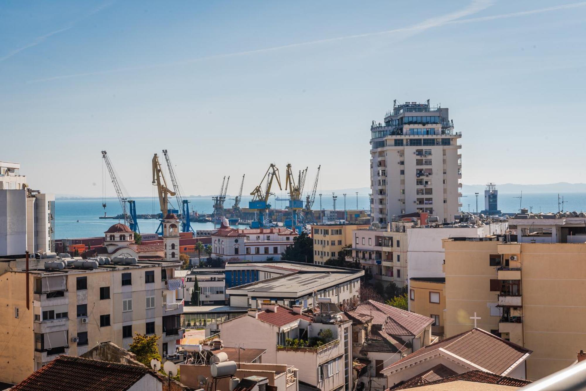 Main Square Apartment Durrës Eksteriør billede